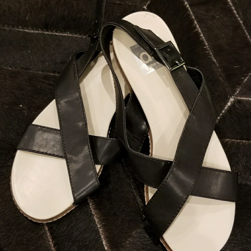 Dolce Vita Sandals
